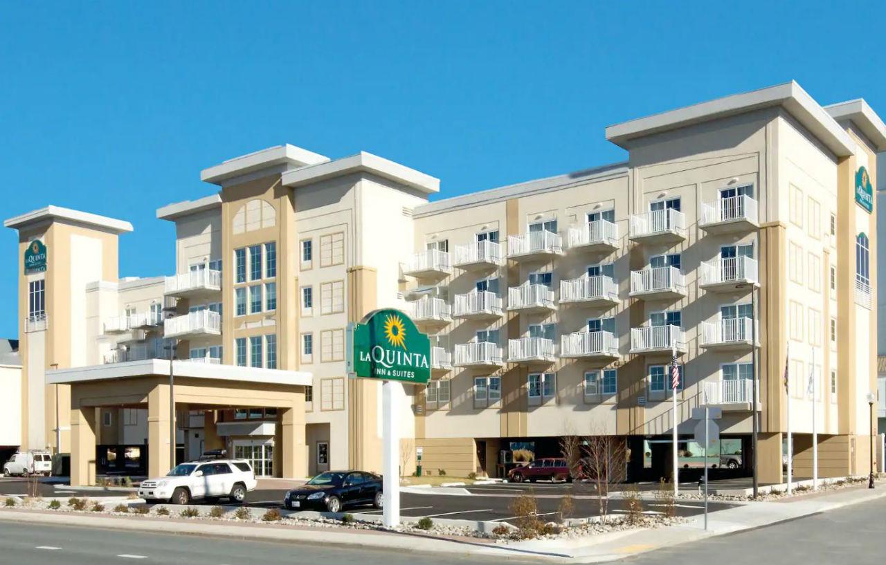 La Quinta By Wyndham Ocean Stadt Exterior foto